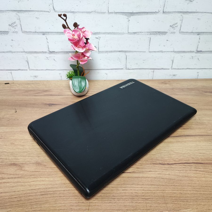 Ноутбук Б/В Toshiba Satellite C50-1G6, Intel Core i3-3110M, DDR3 8 GB, SSD 128GB, 15.6" HD [ProductHub SKU T42]
