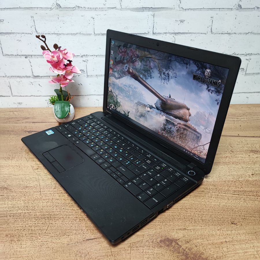Ноутбук Б/В Toshiba Satellite C50-1G6, Intel Core i3-3110M, DDR3 8 GB, SSD 128GB, 15.6" HD [ProductHub SKU T42]