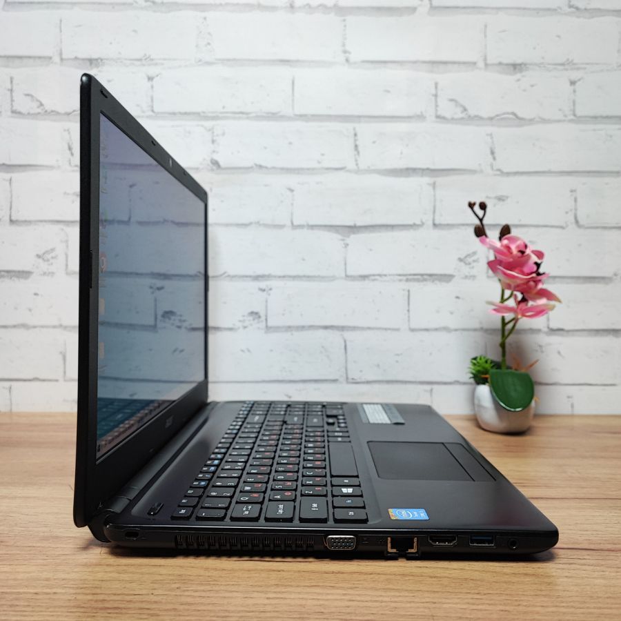 Уцінка! Ноутбук Б/В Acer Aspire E1-572, Intel Core i5-4200U, DDR3 8 GB, SSD 256GB, 15.6" HD [ProductHub SKU Acer15]