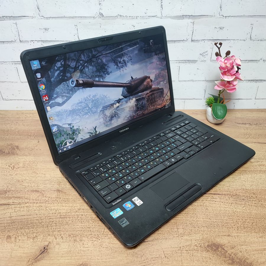 Ноутбук Б/В Toshiba Satellite C670-11N, Intel Core i3-380M, DDR3 8 GB, HDD 1TB, 17.3" HD [ProductHub SKU T1]