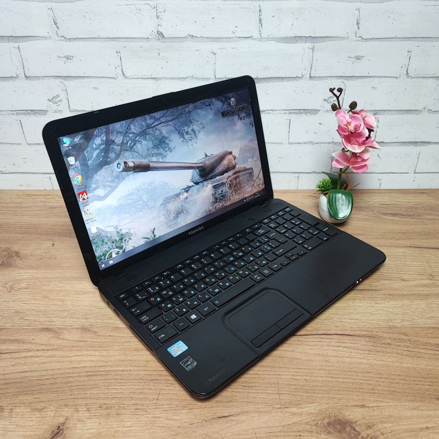 Ноутбук Б/В Toshiba Satellite C855-226, Intel Core i5-3230M, DDR3 8 GB, SSD 128GB, 15.6" HD [ProductHub SKU T24]