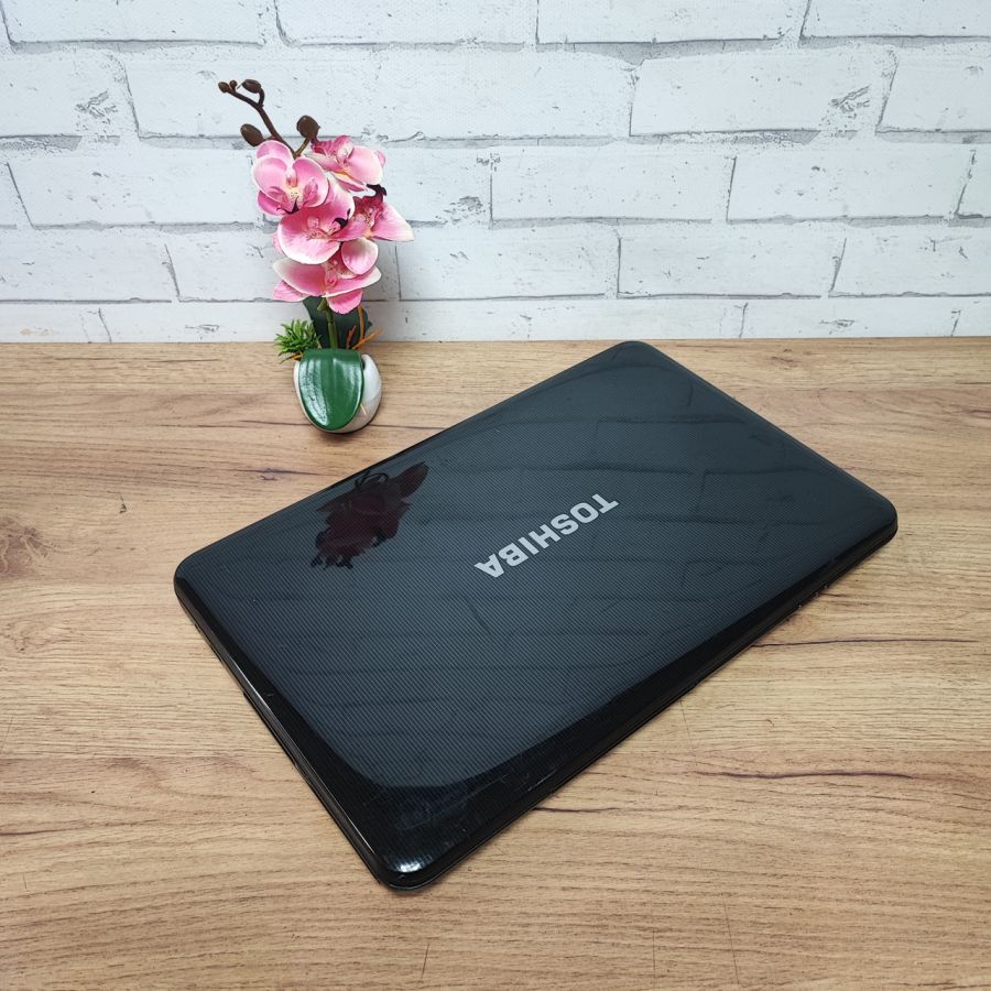 Ноутбук Б/В Toshiba Satellite C855-226, Intel Core i5-3230M, DDR3 8 GB, SSD 128GB, 15.6" HD [ProductHub SKU T24]