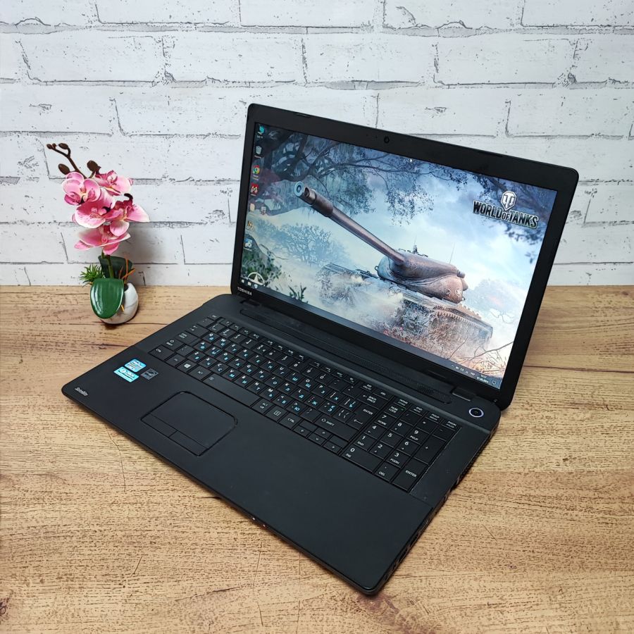 Ноутбук Б/В Toshiba Satellite C70-A-10H, Intel Core i5-3230M, DDR3 8 GB, SSD 128GB, 17.3" HD [ProductHub SKU T2]