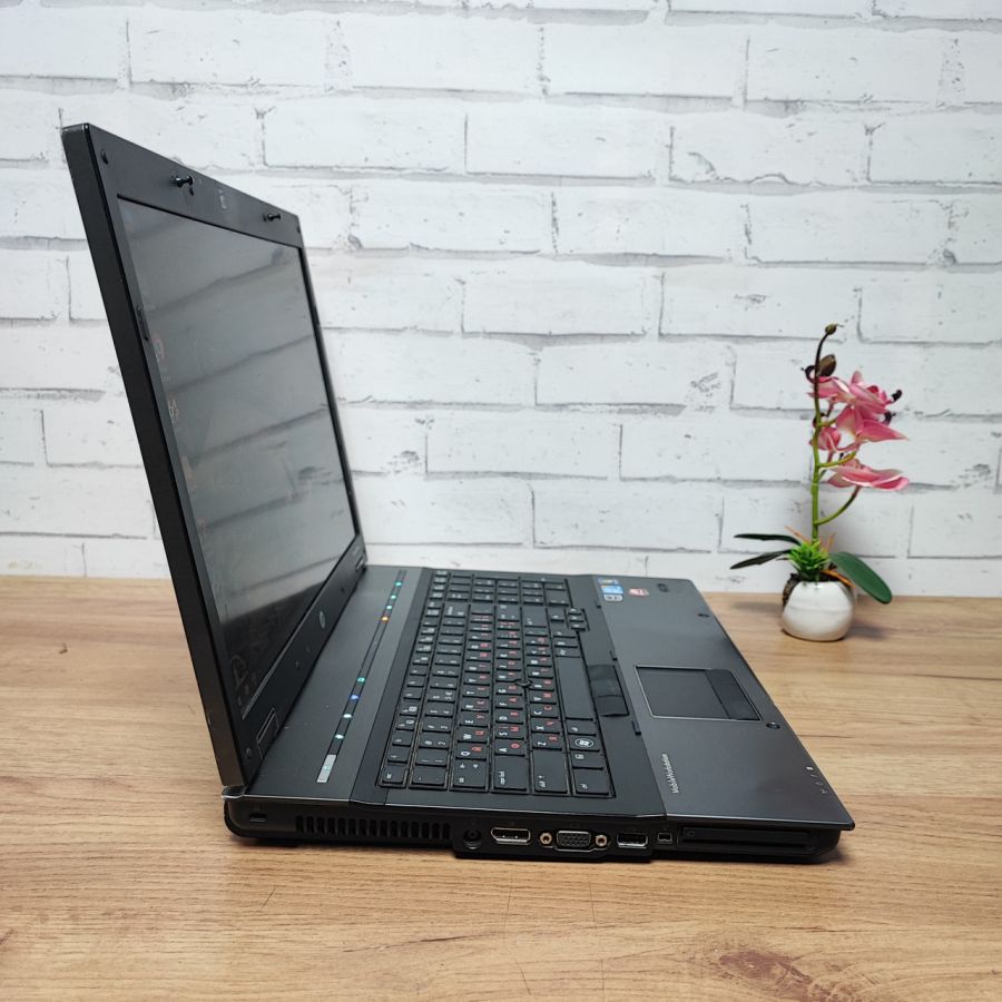 Ноутбук Б/В HP EliteBook 8740W, Intel Core i5-520M, DDR3 8 GB, SSD 256GB, AMD Radeon HD 5800, 17.3" HD [ProductHub SKU HP9]