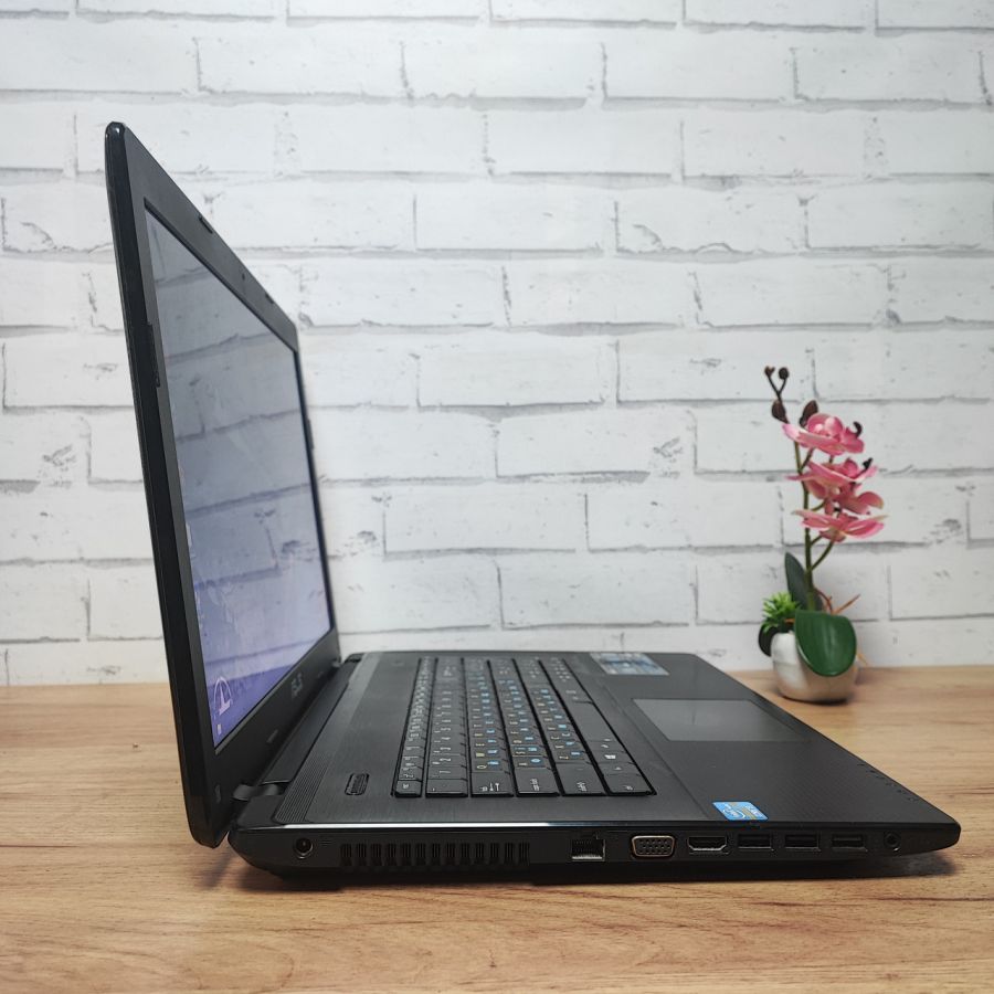 Ноутбук Б/В ASUS R704A, Intel Core i3-3110M, DDR3 8 GB, SSD 256GB, 17.3" HD [ProductHub SKU Asus1]