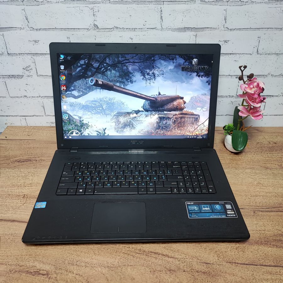 Ноутбук Б/В ASUS R704A, Intel Core i3-3110M, DDR3 8 GB, SSD 256GB, 17.3" HD [ProductHub SKU Asus1]