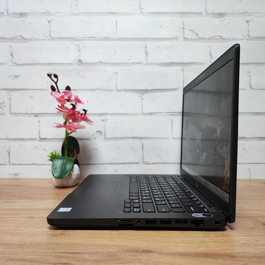 Ноутбук Б/В Dell Latitude 5400, Intel Core i5-8665U, DDR4 16 GB, SSD 256GB, 14" Full HD Сенсор [ProductHub SKU Dell72]