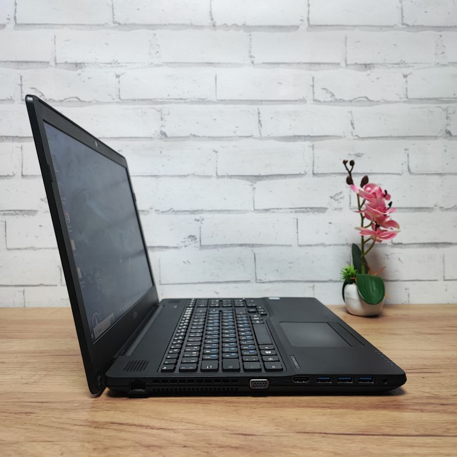 Ноутбук Б/В Fujitsu A556, Intel Core i5-6200U, DDR4 16 GB, SSD 256GB, 15.6" HD [ProductHub SKU F3]