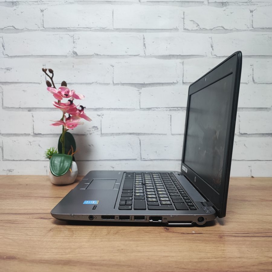 Ноутбук Б/В HP EliteBook 820 G2, Intel Core i5-5300U, DDR3 8 GB, SSD 256GB, 12" Full HD [ProductHub SKU HP95]