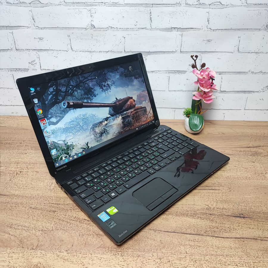Ноутбук Б/В Toshiba Satellite C55-A-1ND, Intel Core i5-4200M, DDR3 8 GB, SSD 256GB, NVIDIA GeForce 710M 2Gb, 15.6" [ProductHub SKU T33]