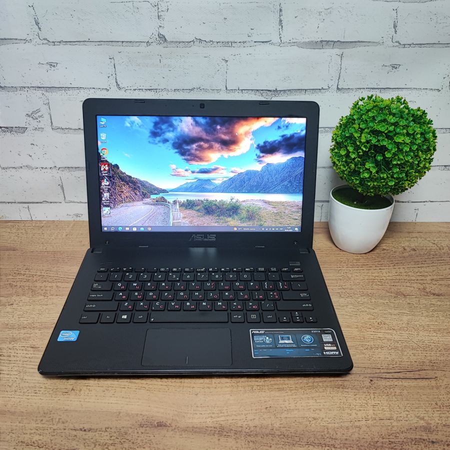Ноутбук Б/В ASUS X301A, Intel Celeron 1000M, DDR3 8 GB, SSD 128GB, 13.3" HD [ProductHub SKU Asus22]