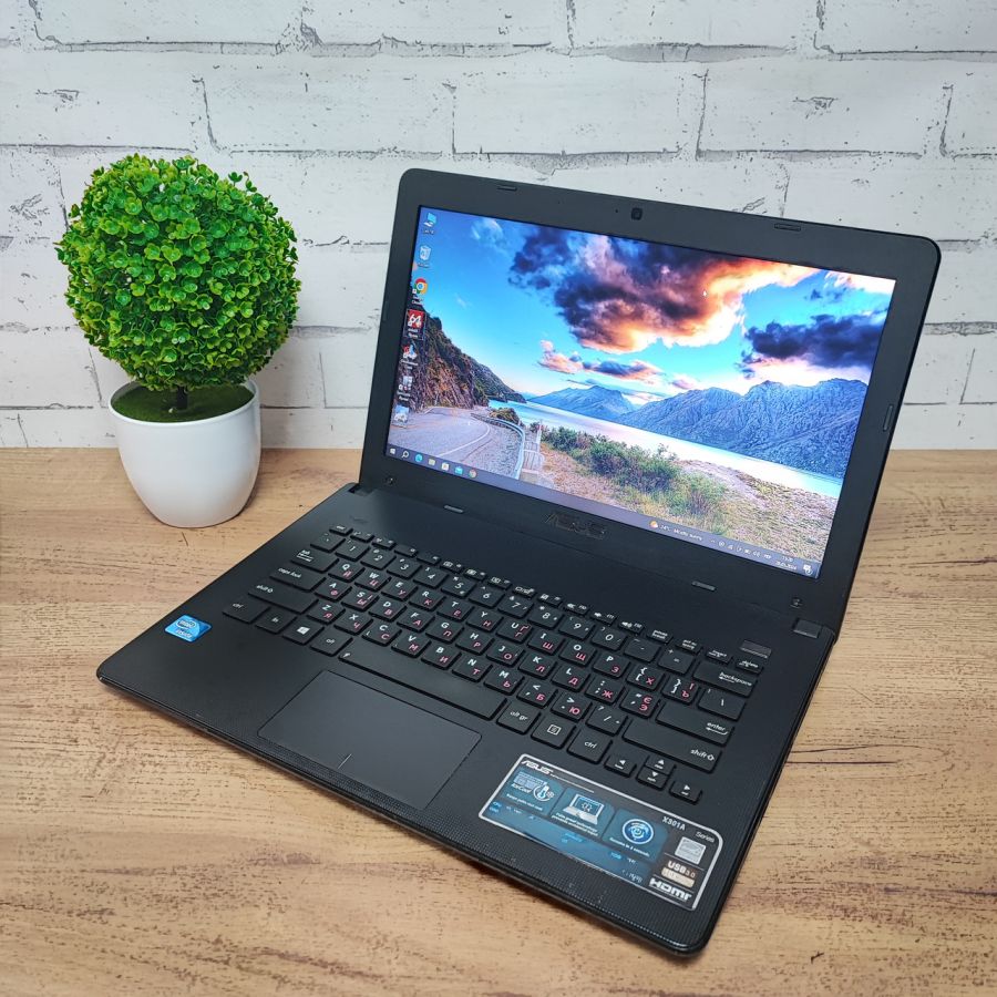 Ноутбук Б/В ASUS X301A, Intel Celeron 1000M, DDR3 8 GB, SSD 128GB, 13.3" HD [ProductHub SKU Asus22]