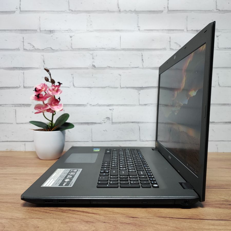 Ноутбук Б/В Acer Aspire E5-772G, Intel Core i3-5005U, DDR3 8 GB, SSD 256GB, NVIDIA GeForce 920M 2Gb, 17.3" [ProductHub SKU Acer5]