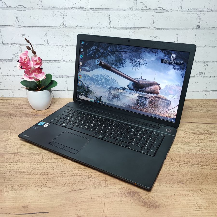 Ноутбук Б/В Toshiba C70-B-140, Intel Core i5-4210U, DDR3 8 GB, SSD 256GB, 17.3" (1600x900x60Hz) [ProductHub SKU T80]