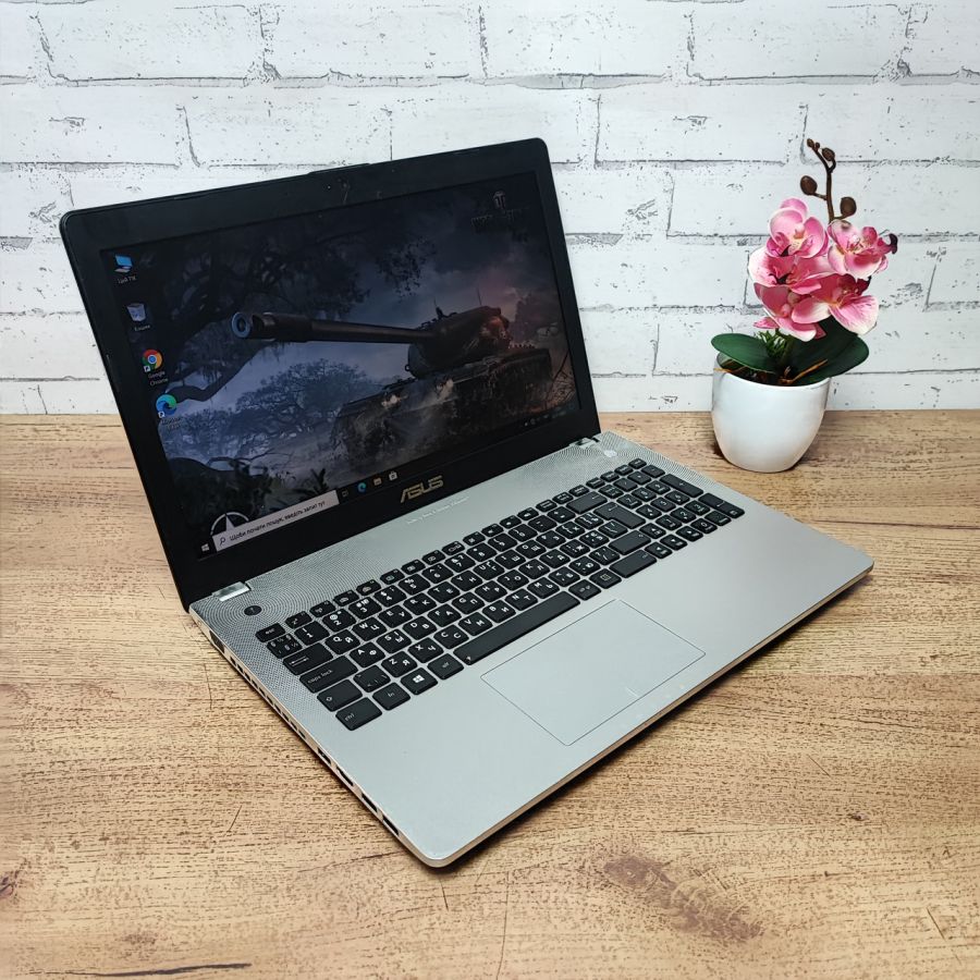 Ноутбук Б/В ASUS N56D, AMD A8-4500M, DDR3 8 GB, SSD 128GB, AMD Radeon HD 7640G, 15.6" Full HD [ProductHub SKU Asus35]