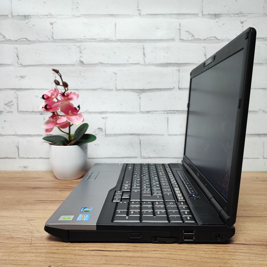 Ноутбук Б/В Fujitsu E782, Intel Core i5-3320M, DDR3 8 GB, SSD 128GB, 15.6" HD [ProductHub SKU F18]