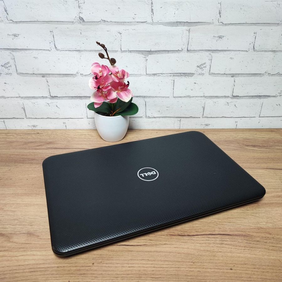 Ноутбук Б/В Dell Inspiron 17 37-37, Intel Core i3-4010U, DDR3 8 GB, SSD 256GB, 17.3" HD [ProductHub SKU Dell73]