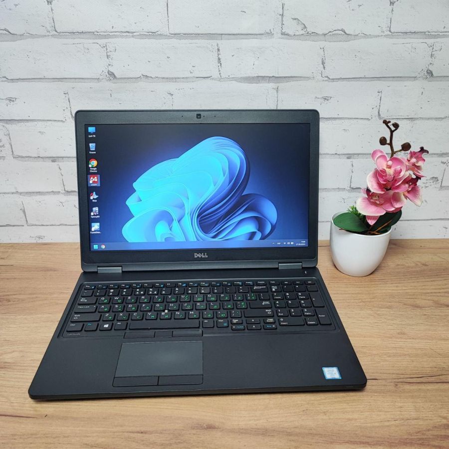 Ноутбук Б/В Dell Latitude 5580, Intel Core i5-6300U, DDR4 16 GB, SSD 256GB, 15.6" HD [ProductHub SKU Dell82]