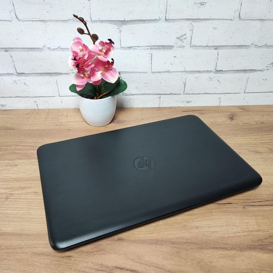 Ноутбук Б/В HP 15-AY128ND, Intel Core i5-7200U, DDR4 16 GB, SSD 256GB, 15.6" Full HD [ProductHub SKU HP198]