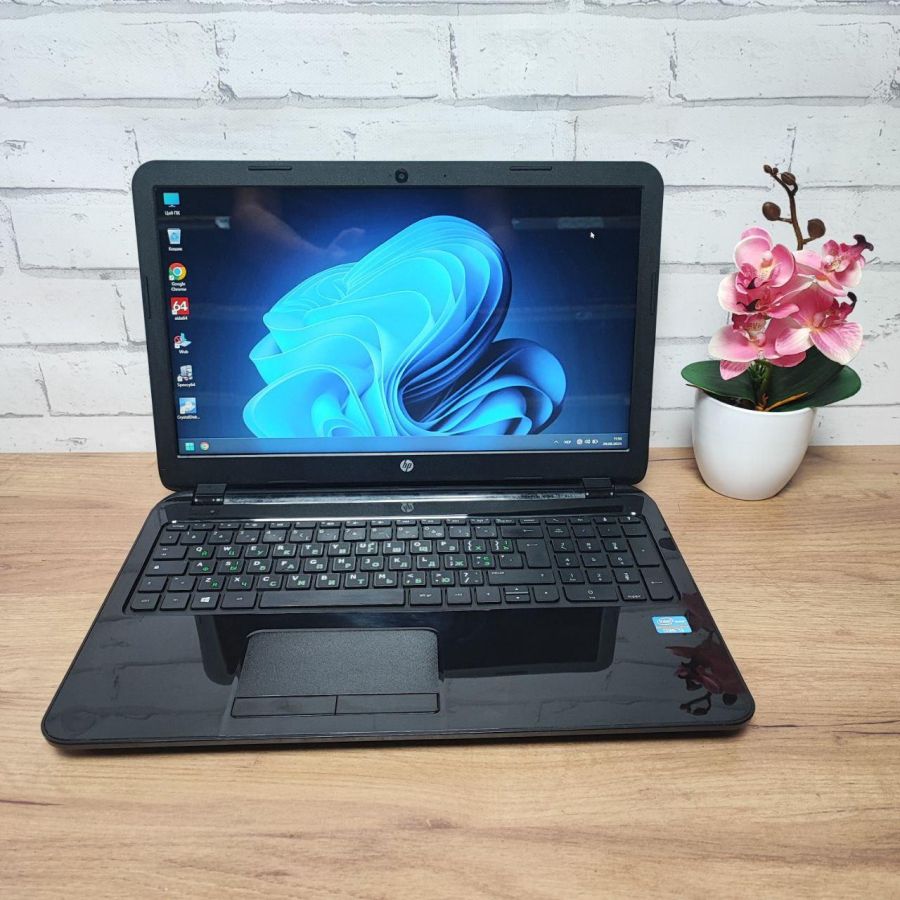 Ноутбук Б/В HP 15-R051ND, Intel Core i3-3217U, DDR3 8 GB, SSD 128GB, 15.6" HD [ProductHub SKU HP199]