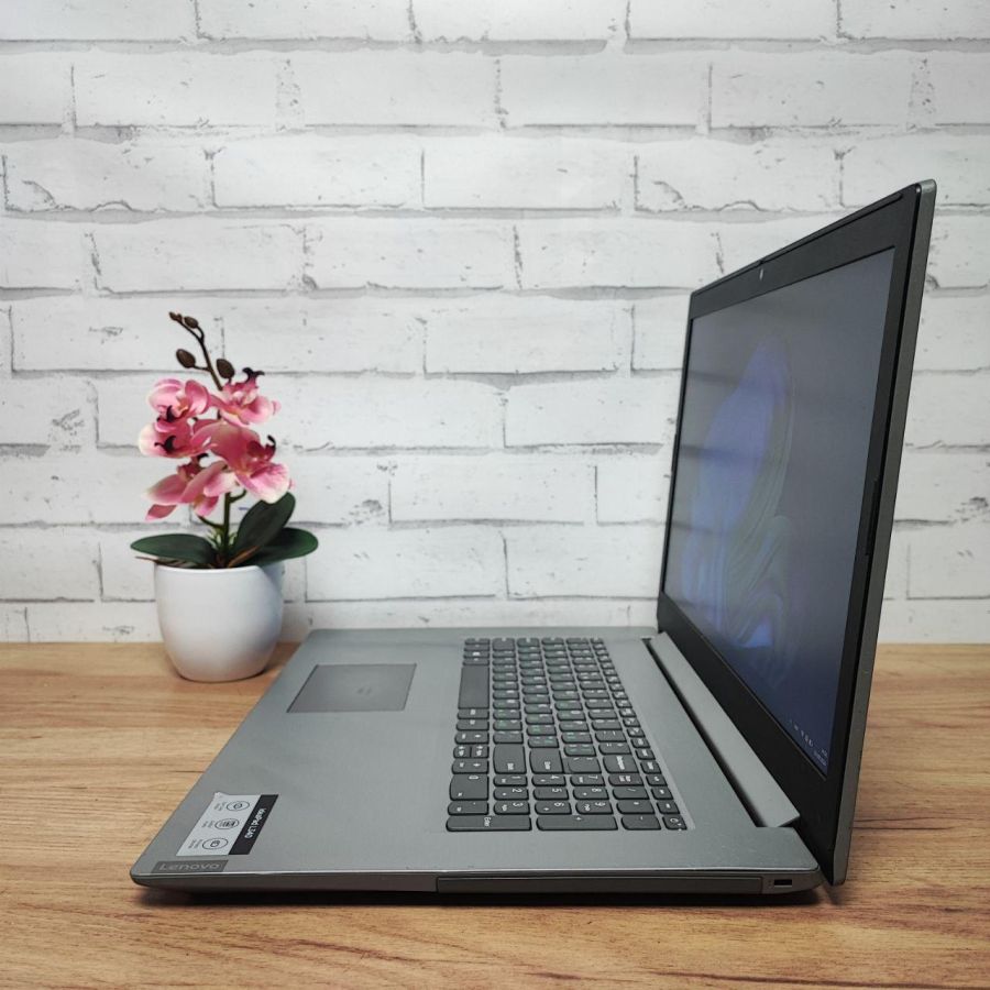Ноутбук Б/В Lenovo L340, Intel Pentium 5405U, DDR3 12 GB, SSD 256GB, 15.6" HD [ProductHub SKU L73]