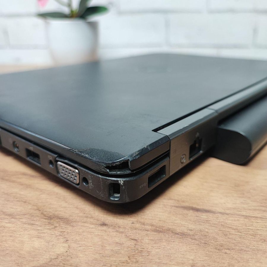 Уцінка! Ноутбук Б/В Dell Latitude E5540, Intel Core i7-4600U, DDR3 8 GB, SSD 128GB, NVIDIA GeForce GT 720M 2Gb, 15.6" Full HD [ProductHub SKU Dell94]