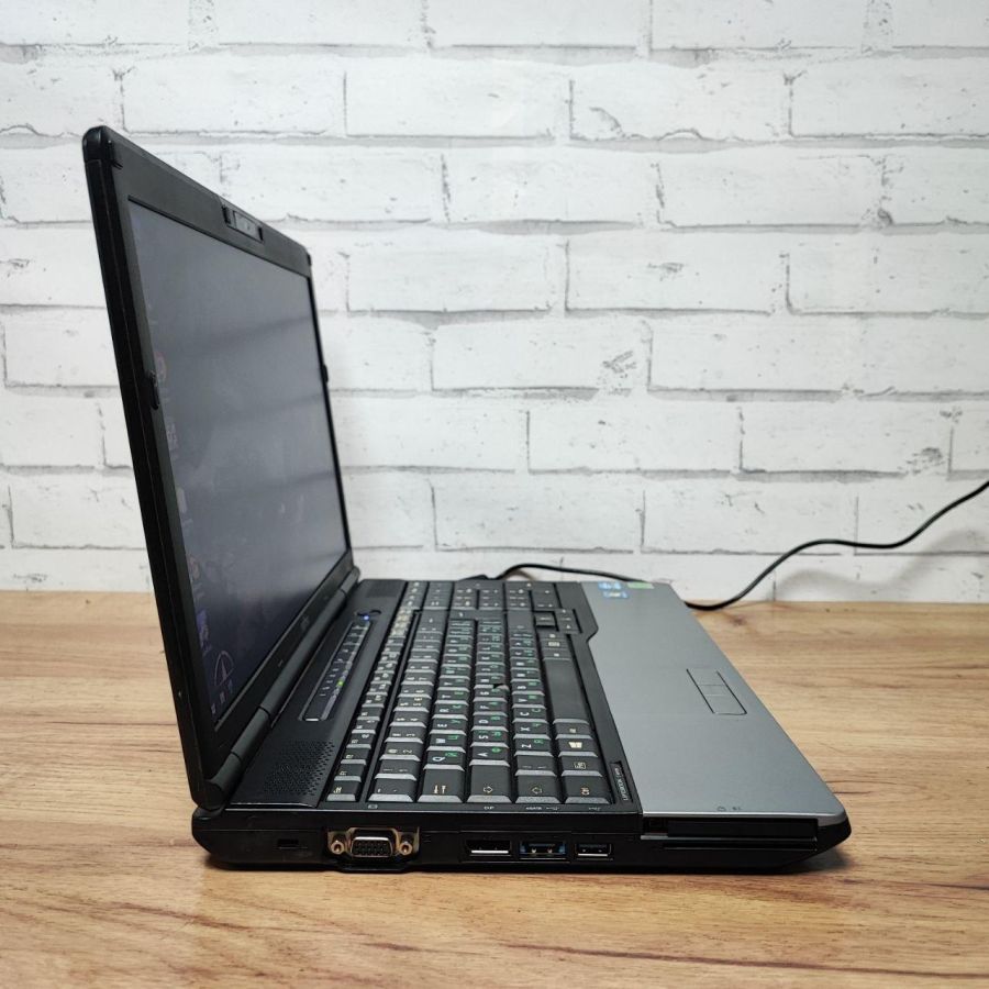 Уцінка! Ноутбук Б/В Fujitsu E782, Intel Core i5-3320M, DDR3 8 GB, SSD 128GB, 15.6" HD [ProductHub SKU F120]