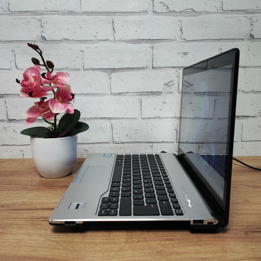 Уцінка! Ноутбук Б/В Fujitsu S936, Intel Core i5-6300U, DDR4 4 GB, SSD 128GB, 13" (2560x1440) Сенсор [ProductHub SKU F53]