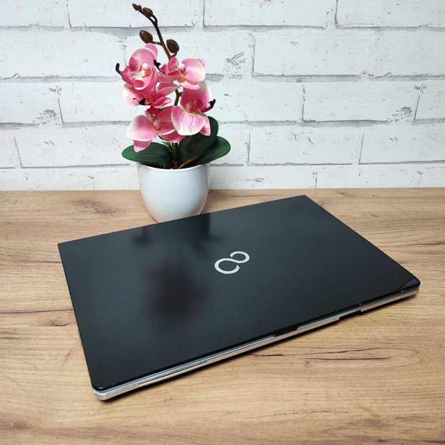 Ноутбук Б/В Fujitsu S904, Intel Core i5-4200U, DDR3 8 GB, SSD 128GB, 13" Full HD [ProductHub SKU F56]