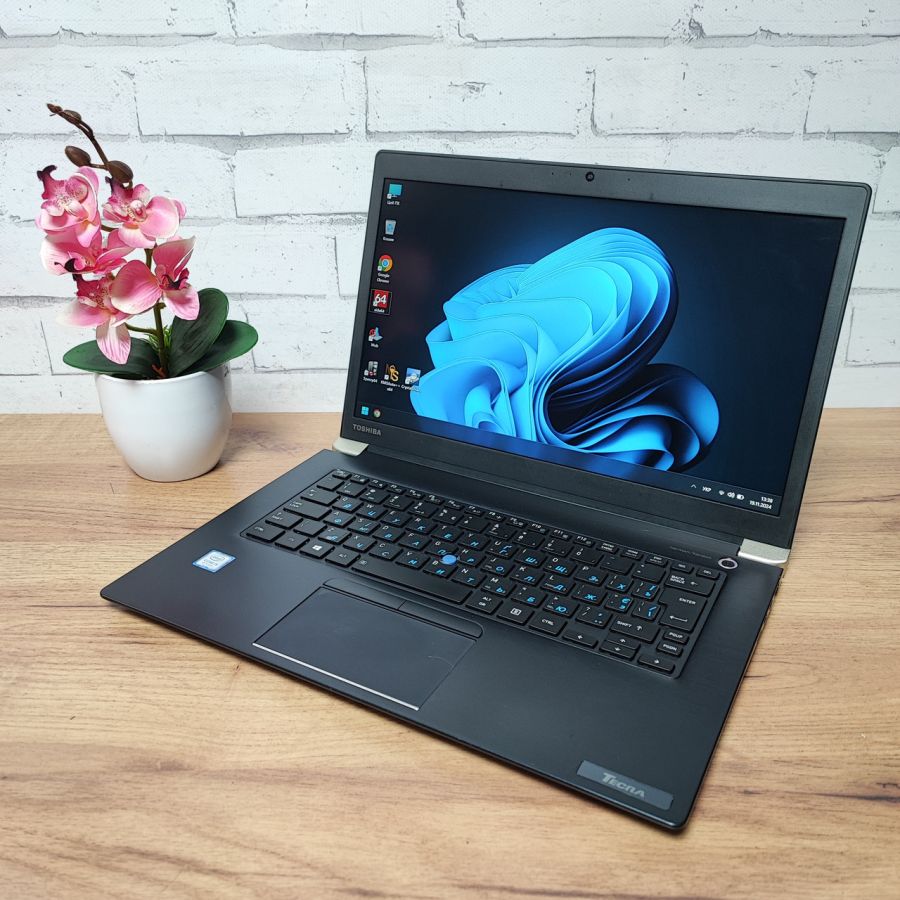 Ноутбук Б/В Toshiba Tecra X40-E, Intel Core i5-8250U, DDR4 16 GB, SSD 256GB, 14" Full HD [ProductHub SKU T71]