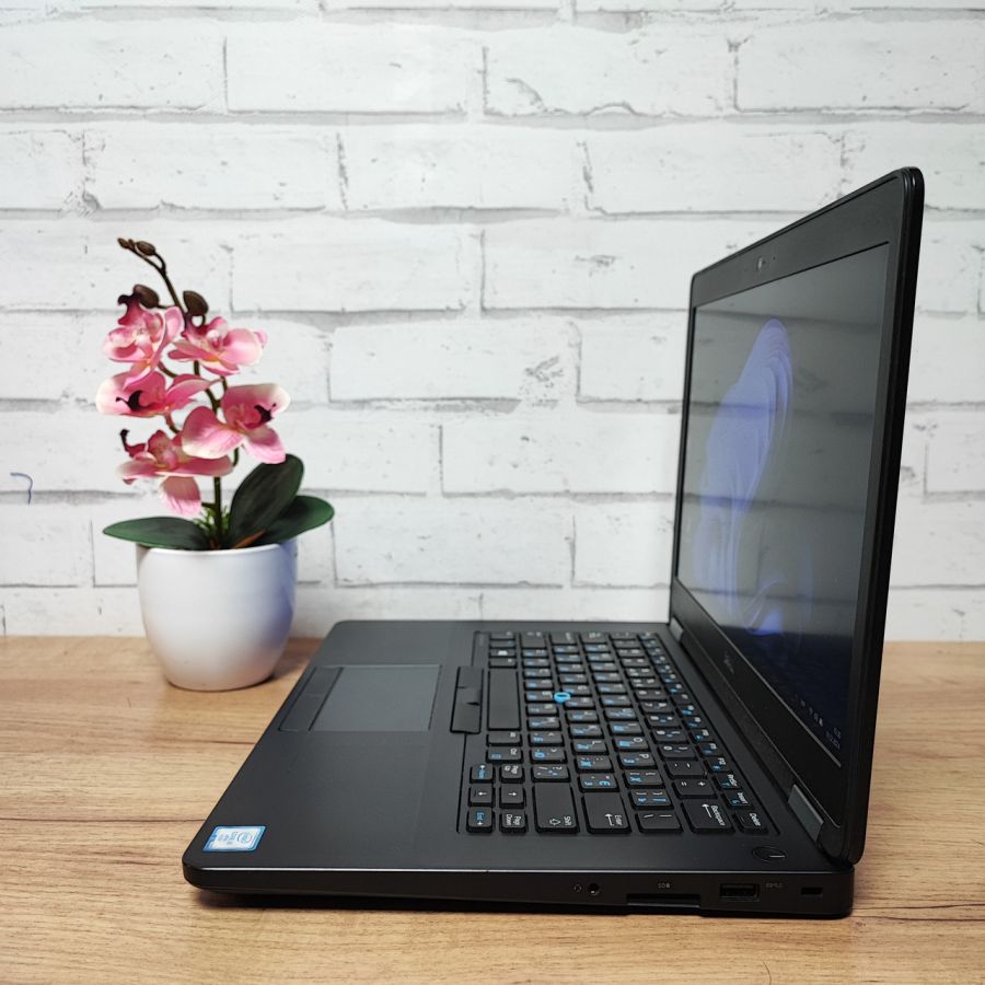 Ноутбук Б/В Dell Latitude E5470, Intel Core i7-6600U, DDR4 8 GB, SSD 128GB, AMD Radeon R7 M360 2Gb, 14" Full HD Сенсор [ProductHub SKU Dell122]