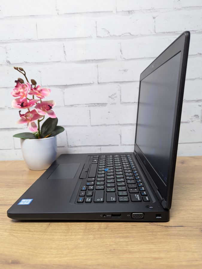 Уцінка! Ноутбук Б/В Dell Latitude 5480, Intel Core i5-6300U, DDR4 8 GB, SSD 128GB, 14" HD [ProductHub SKU Dell124]