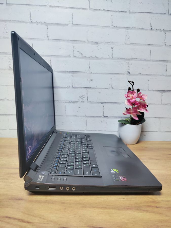 Уцінка! Ноутбук Б/В BTO W370ST, Intel Core i7-4700MQ, DDR3 12 GB, SSD 128GB + HDD 500GB, GTX 765M 2Gb, 17" [ProductHub SKU CLEVO3]
