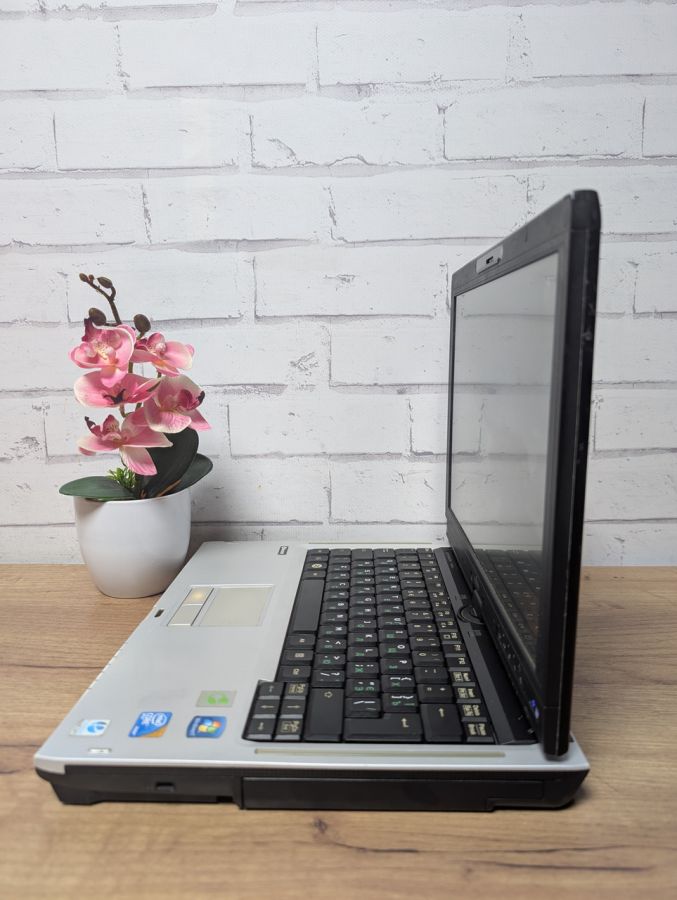 Уцінка! Ноутбук Б/В Fujitsu T900, Intel Core i5-520M, DDR3 4 GB, SSD 128GB, 13.3" HD [ProductHub SKU F96]