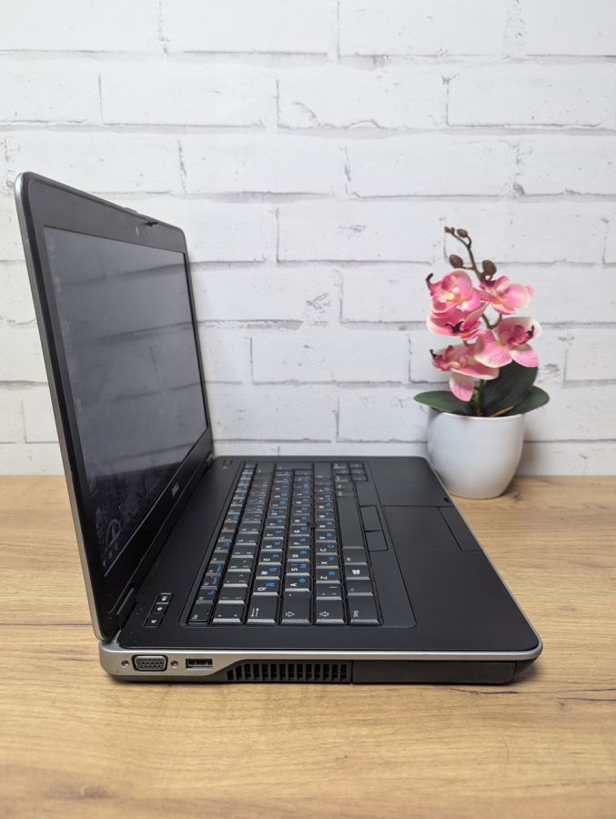 Ноутбук Б/В Dell Latitude E6440, Intel Core i5-4310M, DDR3 8 GB, SSD 128GB, AMD Radeon HD 8600M 2Gb, 14" HD [ProductHub SKU Dell130]