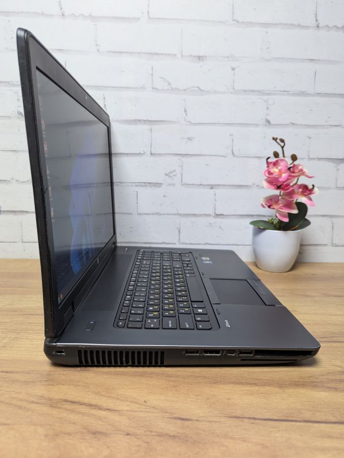 Ноутбук Б/В HP ZBook, Intel Core i7-4940MX, DDR3, SSD 256GB, NVIDIA Quadro K4100M, 17" Full HD [ProductHub SKU HP276]
