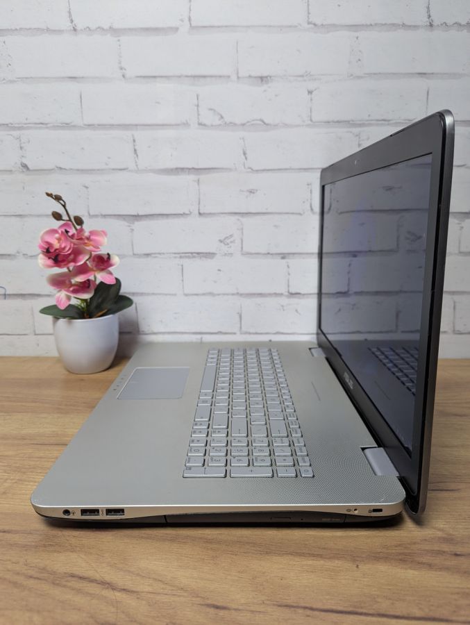 Ноутбук Б/В ASUS N751J, Intel Core i7-4710HQ, DDR3 12 GB, SSD 128GB, NVIDIA GeForce GTX 850M 2Gb, 17.3" [ProductHub SKU Asus85]