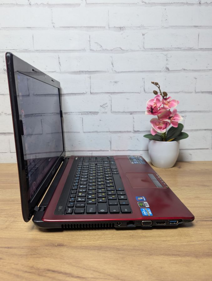 Ноутбук Б/В ASUS X53S, Intel Core i5-2450M, DDR3 4 GB, SSD 128GB, GT 610M 2Gb, 15.6" [ProductHub SKU Asus90]