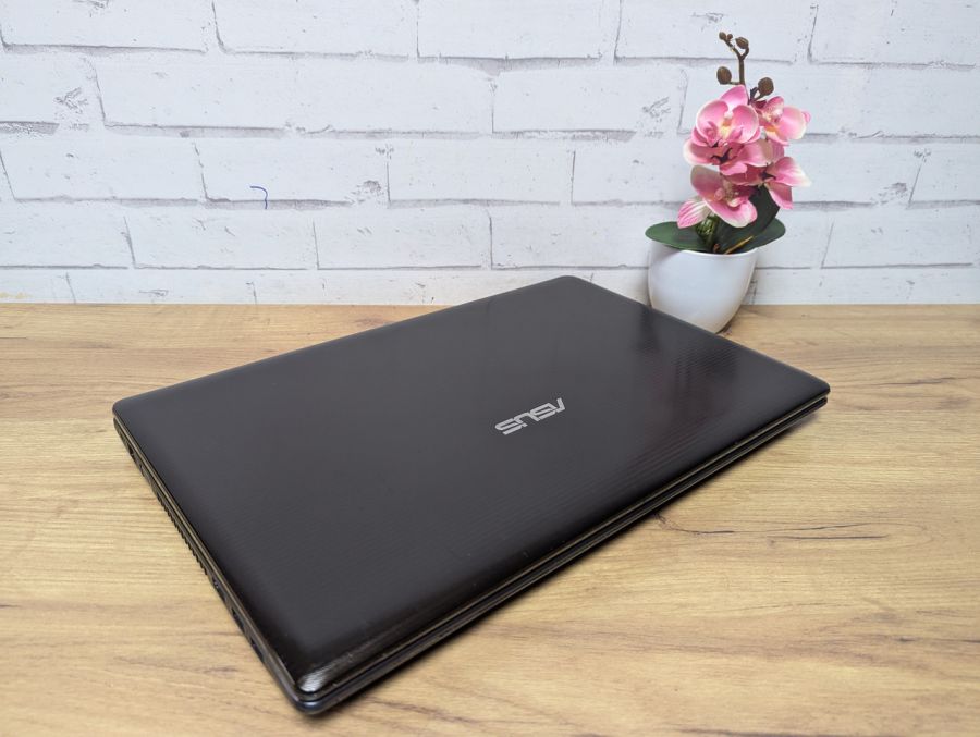 Ноутбук Б/В ASUS A75D, AMD A8-4500M, DDR3 8 GB, SSD 256GB, AMD Radeon HD 7600M, 17.3" HD [ProductHub SKU Asus92]