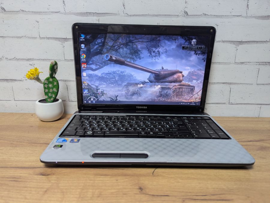 Ноутбук Б/В Toshiba Satelite L750-13B, Intel Core i3-380M, DDR3 8 GB, SSD 256GB, GT 525M 1Gb, 15.6" [ProductHub SKU T78]