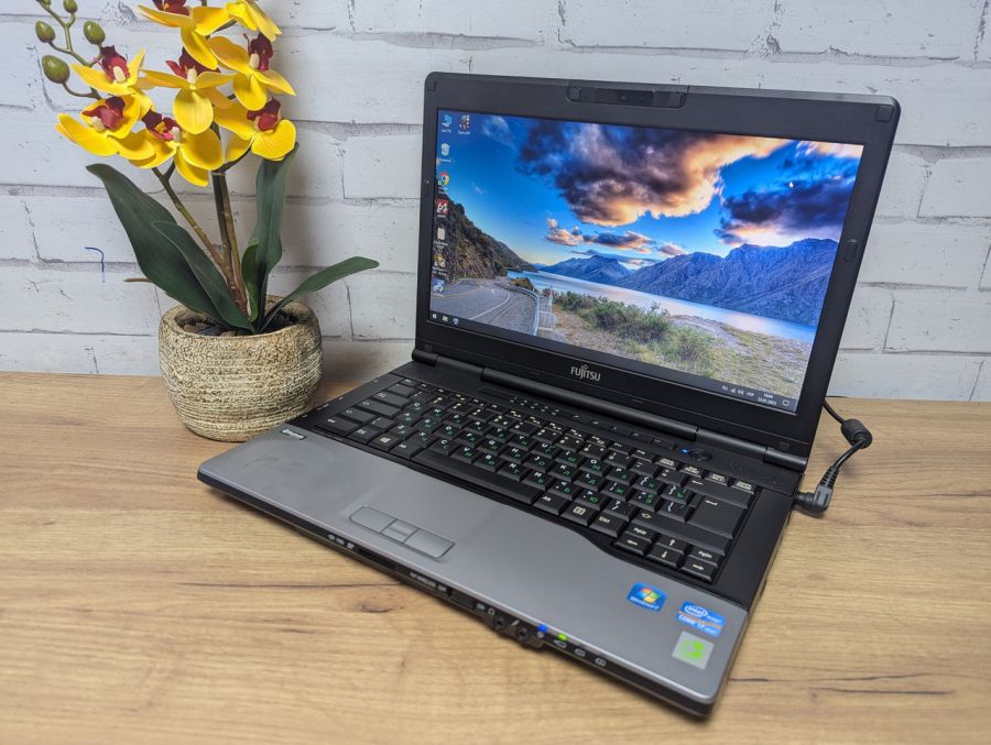Уцінка! Ноутбук Б/В Fujitsu S782, Intel Core i7-3520M, DDR3 8 GB, SSD 128GB, 13.3" HD [ProductHub SKU F127]