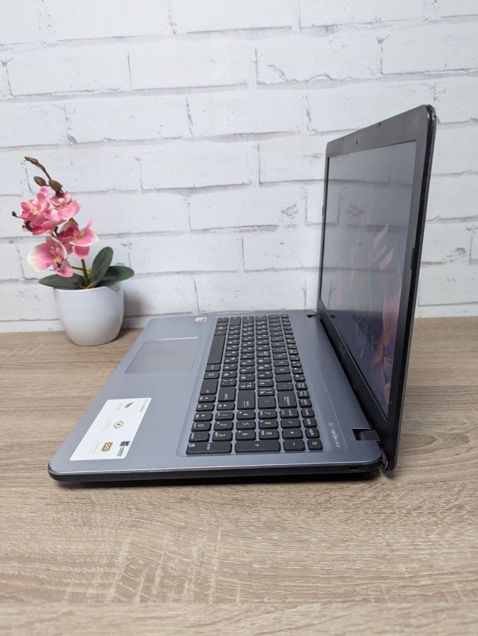 Ноутбук Б/В ASUS Vivobook A540B, AMD A9-9425, DDR3 16 GB, SSD 360GB, AMD Radeon R5 Graphics, 15.6" Full HD [ProductHub SKU Asus104]