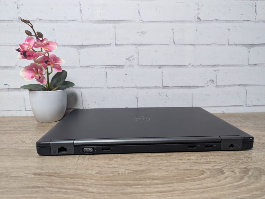 Ноутбук Б/В Dell Latitude E5550, Intel Core i7-5600U, DDR3 16 GB, SSD 360GB, NVIDIA GeForse 840M 2Gb, 15.6" Full HD [ProductHub SKU Dell196]