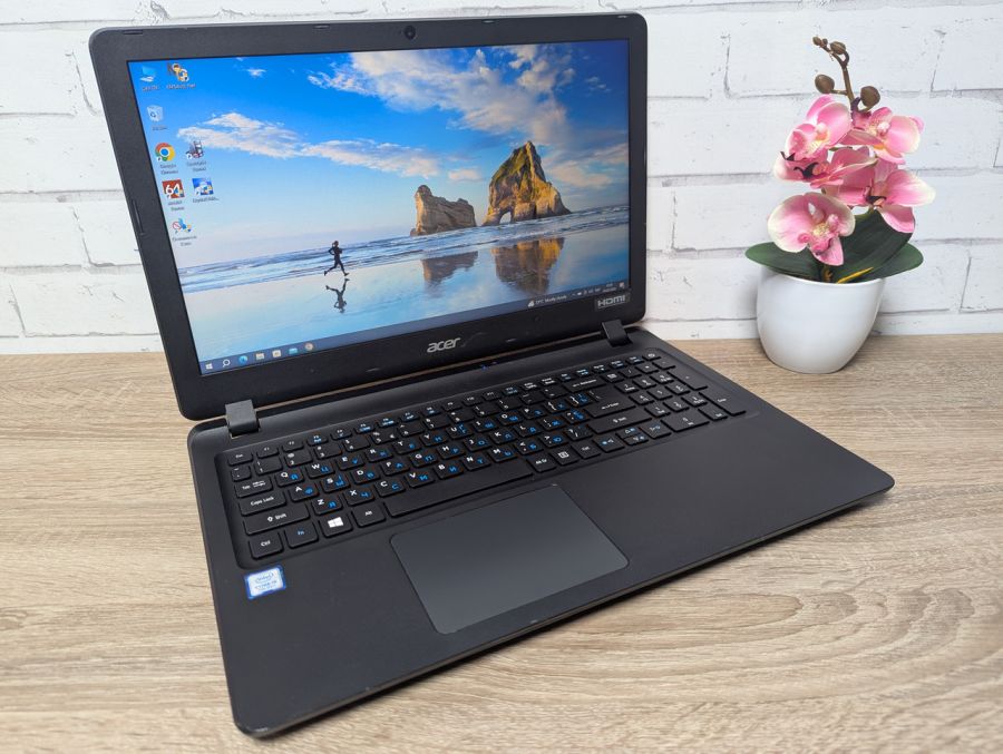 Уцінка! Ноутбук Б/В Acer N16C1, Intel Core i5-7200U, DDR3 12 GB, SSD 256GB, 15.6" Full HD [ProductHub SKU Acer97]