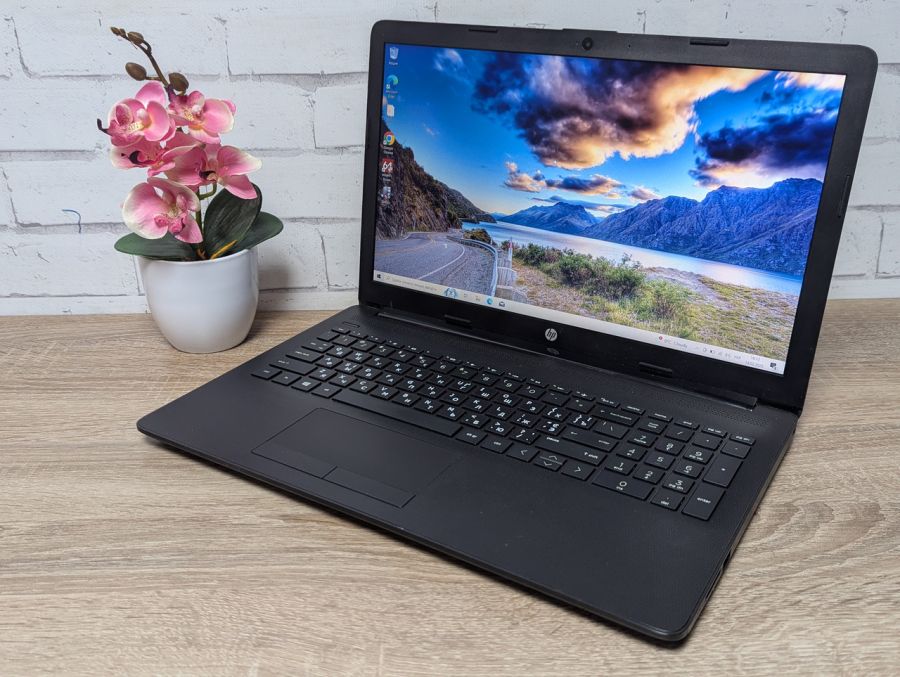 Уцінка! Ноутбук Б/В HP Laptop 15, Intel Core i3-6006U, DDR4 8 GB, SSD 128GB, 15.6" HD [ProductHub SKU HP338]