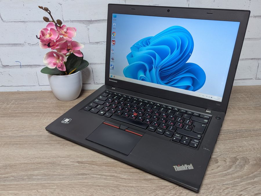 Уцінка! Ноутбук Б/В Lenovo ThinkPad T450, Intel Core i5-5300U, DDR3 12 GB, SSD 128GB, 14" HD [ProductHub SKU L166]