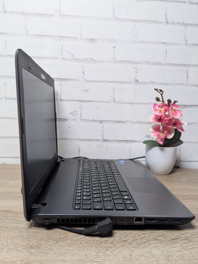 Уцінка! Ноутбук Б/В Medion Akoya P6640, Intel Core i3-3120M, DDR3 8 GB, SSD 128GB, 15.6" [ProductHub SKU M18]