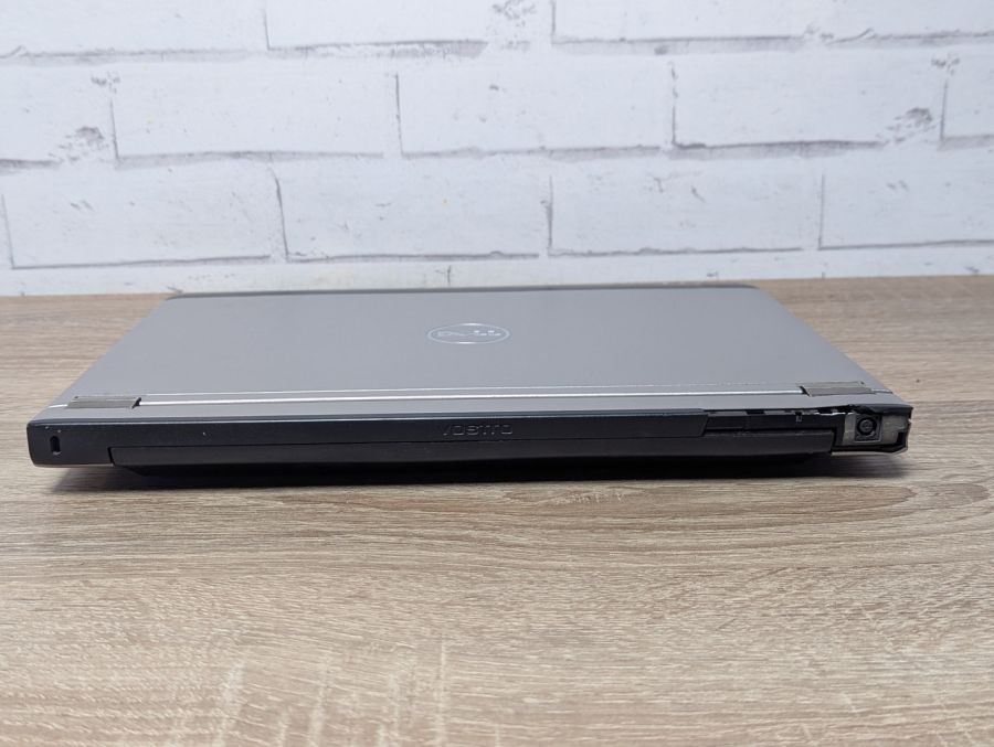 Уцінка! Ноутбук Б/В Dell Vostro V131, Intel Core i5-2430M, DDR3 8 GB, SSD 128GB, 13.3" HD [ProductHub SKU Dell120]