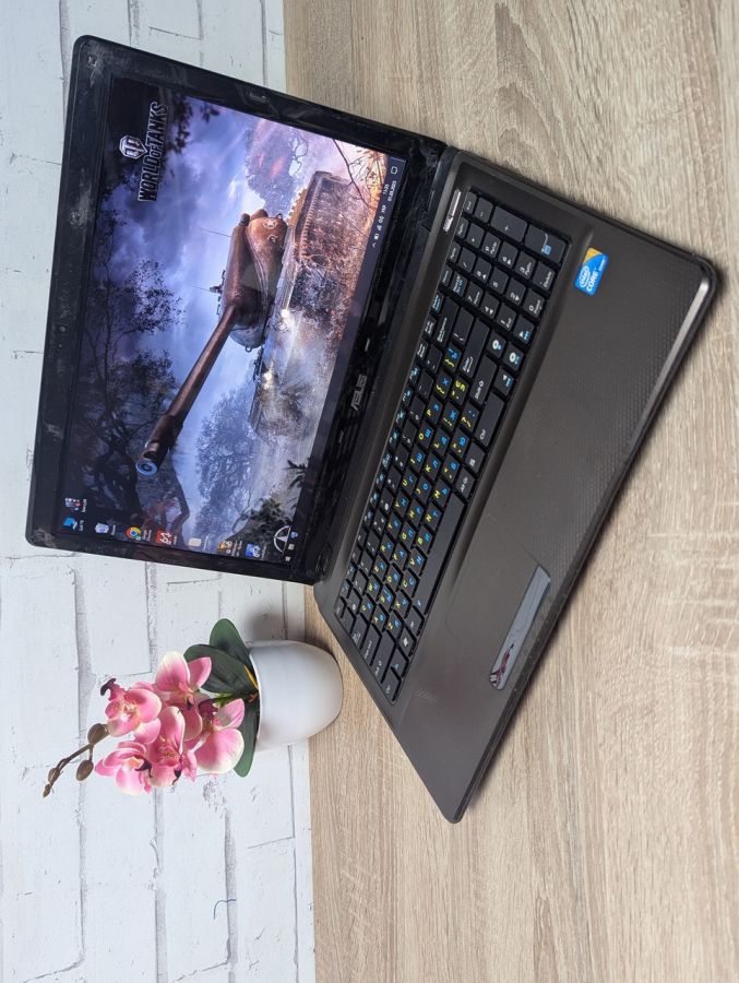Ноутбук Б/В ASUS X52J, Intel Core i3-350M, DDR3 8 GB, SSD 128GB, Radeon HD 4500Series, 15.6" HD [ProductHub SKU Asus117]
