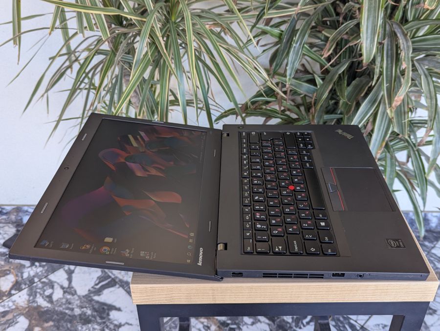Ноутбук Б/В Lenovo L450, Intel Core i3-5005U, DDR3 8 GB, SSD 128GB, 14" HD [ProductHub SKU L180]